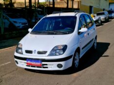 RENAULT SCENIC 1.6 2005/2005 CRUZEIRO MULTIMARCAS CRUZEIRO DO SUL / Carros no Vale