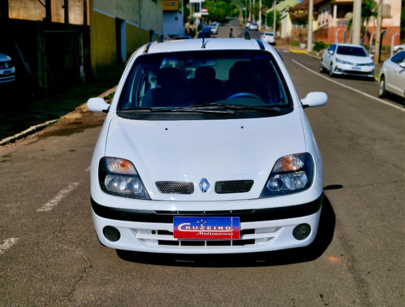 RENAULT SCENIC 1.6 2005/2005 CRUZEIRO MULTIMARCAS CRUZEIRO DO SUL / Carros no Vale