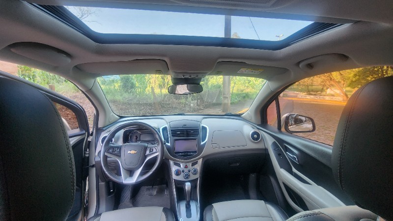 CHEVROLET TRACKER 1.8 LTZ AT 2015/2015 FERNANDO AUTOMÓVEIS | REVENDA DE CARROS ARROIO DO MEIO ARROIO DO MEIO / Carros no Vale