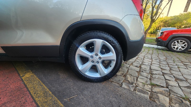 CHEVROLET TRACKER 1.8 LTZ AT 2015/2015 FERNANDO AUTOMÓVEIS | REVENDA DE CARROS ARROIO DO MEIO ARROIO DO MEIO / Carros no Vale