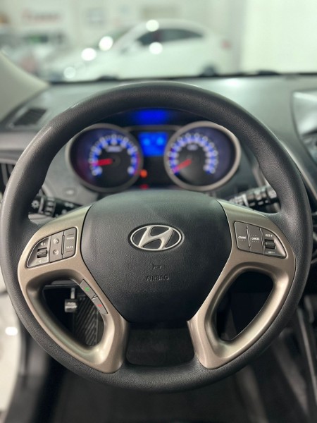 HYUNDAI IX35 2.0 2020/2020 TIAGO AUTOMÓVEIS VENÂNCIO AIRES / Carros no Vale