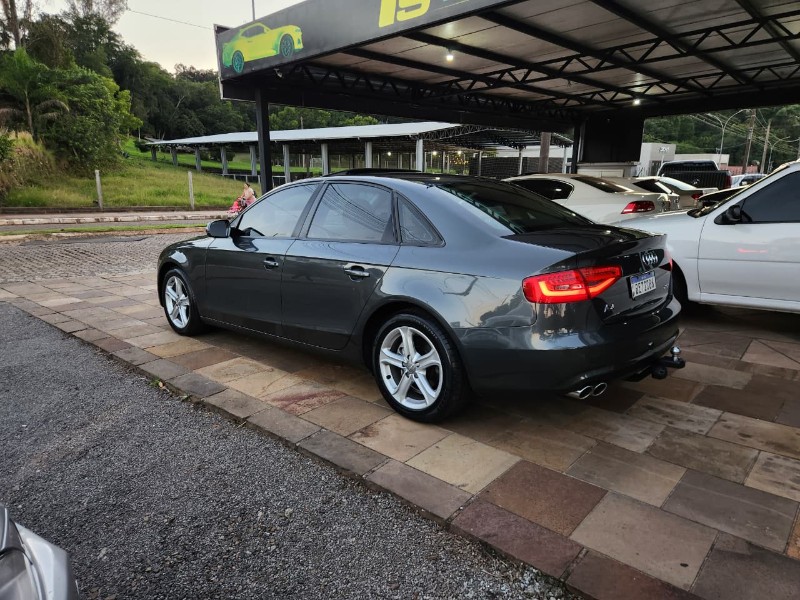 AUDI A4 2.0 TFSI 2013/2014 TS VEÍCULOS ANTA GORDA / Carros no Vale