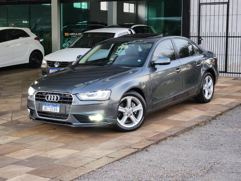 AUDI A4 2.0 TFSI 2013/2014 TS VEÍCULOS ANTA GORDA / Carros no Vale