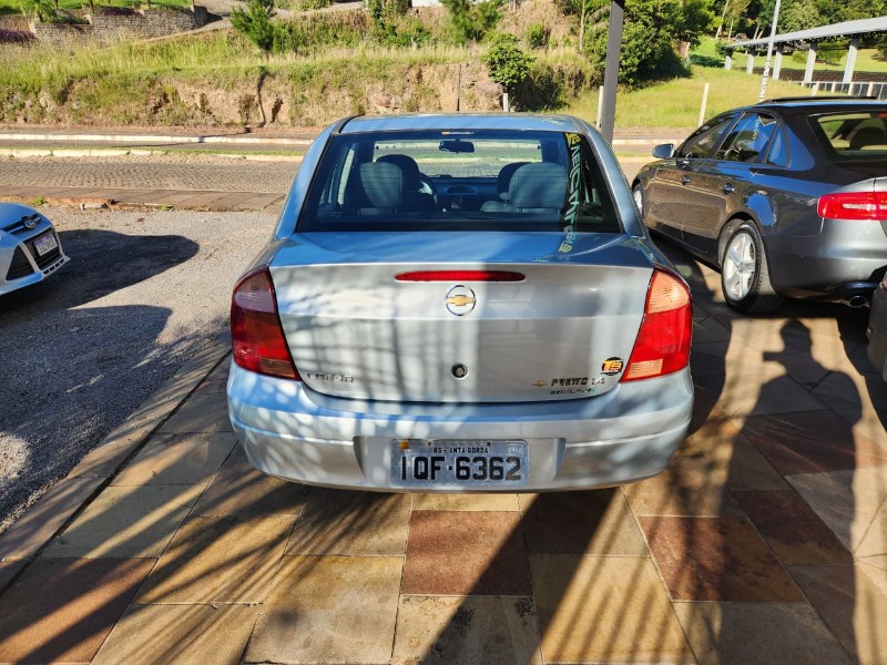 CHEVROLET CORSA SEDAN MAXX 1.4 8V 4P 2009/2010 TS VEÍCULOS ANTA GORDA / Carros no Vale