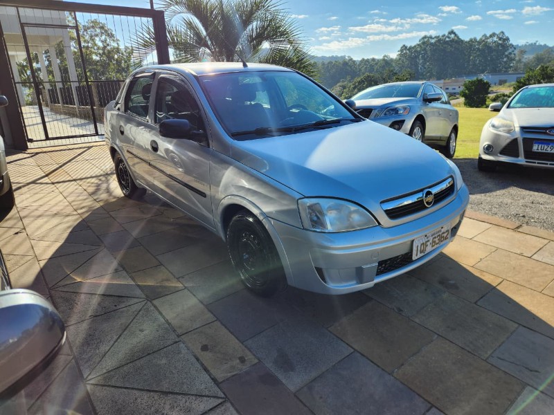 CHEVROLET CORSA SEDAN MAXX 1.4 8V 4P 2009/2010 TS VEÍCULOS ANTA GORDA / Carros no Vale