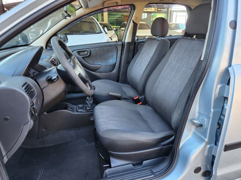 CHEVROLET CORSA SEDAN MAXX 1.4 8V 4P 2009/2010 TS VEÍCULOS ANTA GORDA / Carros no Vale