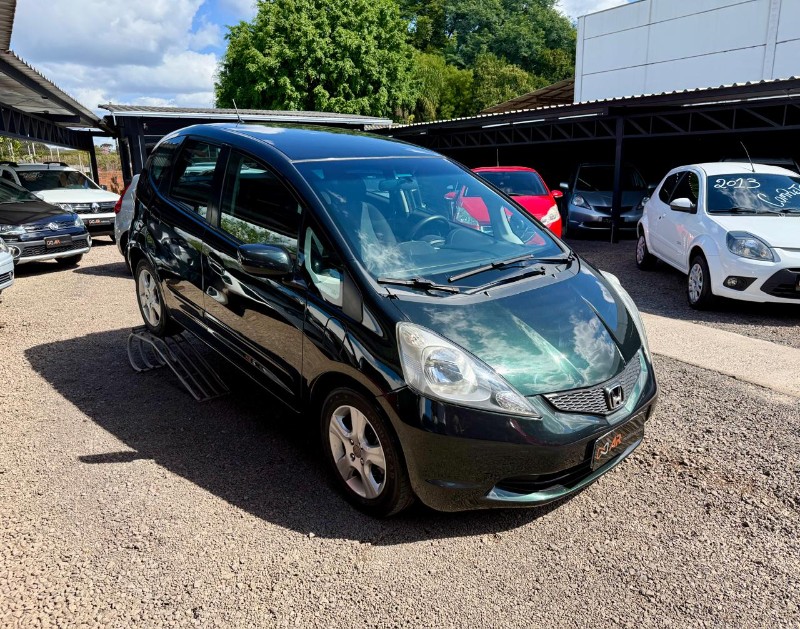 HONDA FIT LX 1.4 /2009 AR MULTIMARCAS VENÂNCIO AIRES / Carros no Vale