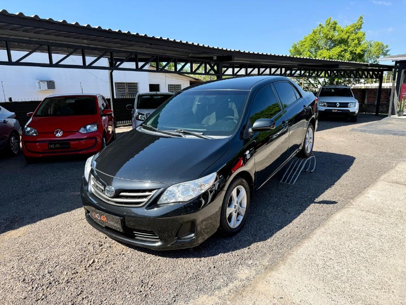 TOYOTA COROLLA 2.0 GLI /2013 AR MULTIMARCAS VENÂNCIO AIRES / Carros no Vale