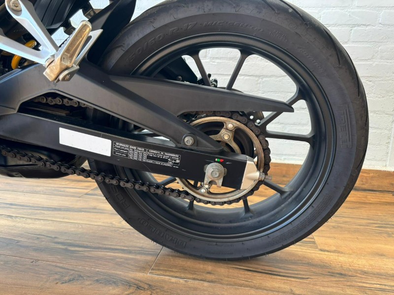 HONDA MOTOS CB 300F TWISTER /2025 RT 811 VEÍCULOS ARROIO DO MEIO / Carros no Vale HONDA MOTOS CB 300F TWISTER /2025 RT 811 VEÍCULOS ARROIO DO MEIO / Carros no Vale