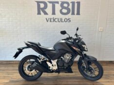 HONDA MOTOS CB 300F TWISTER /2025 RT 811 VEÍCULOS ARROIO DO MEIO / Carros no Vale