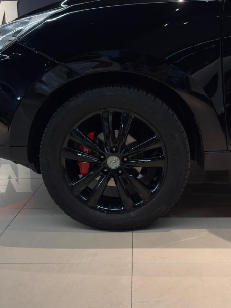 HYUNDAI IX35 2.0 16V 2010/2011 JM AUTOMÓVEIS VENÂNCIO AIRES / Carros no Vale