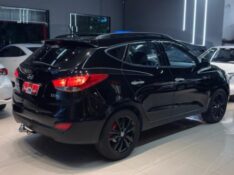HYUNDAI IX35 2.0 16V 2010/2011 JM AUTOMÓVEIS VENÂNCIO AIRES / Carros no Vale