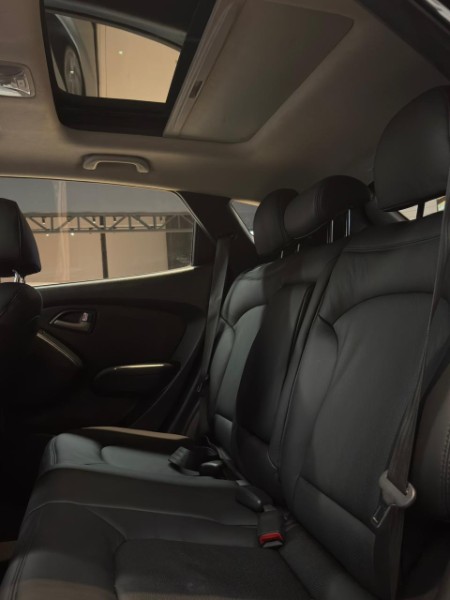 HYUNDAI IX35 2.0 16V 2010/2011 JM AUTOMÓVEIS VENÂNCIO AIRES / Carros no Vale