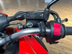 HONDA MOTOS NXR 160 BROS /2025 RT 811 VEÍCULOS ARROIO DO MEIO / Carros no Vale