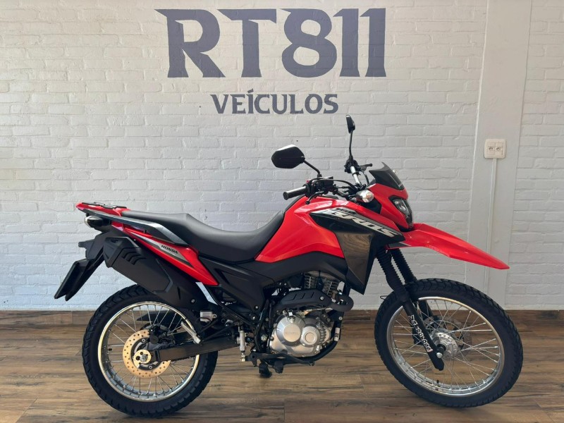 HONDA MOTOS NXR 160 BROS /2025 RT 811 VEÍCULOS ARROIO DO MEIO / Carros no Vale