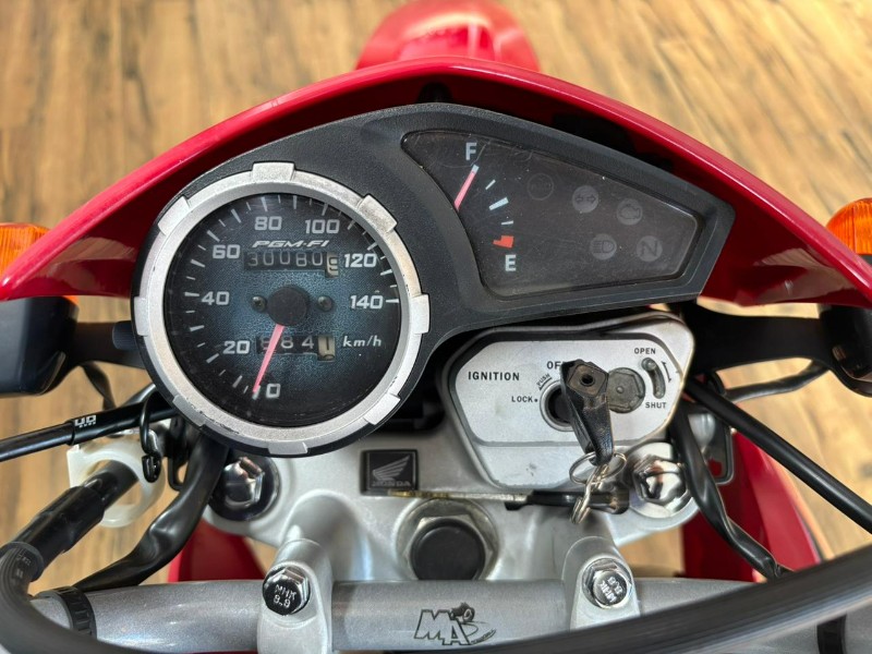 HONDA MOTOS NXR150 BROS ESD /2012 RT 811 VEÍCULOS ARROIO DO MEIO / Carros no Vale HONDA MOTOS NXR150 BROS ESD /2012 RT 811 VEÍCULOS ARROIO DO MEIO / Carros no Vale