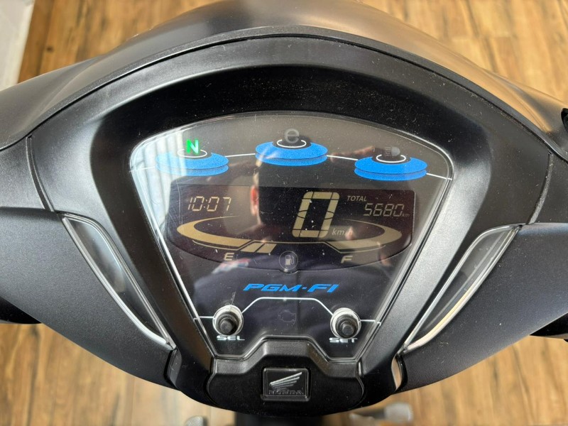 HONDA MOTOS BIZ 125 /2024 RT 811 VEÍCULOS ARROIO DO MEIO / Carros no Vale