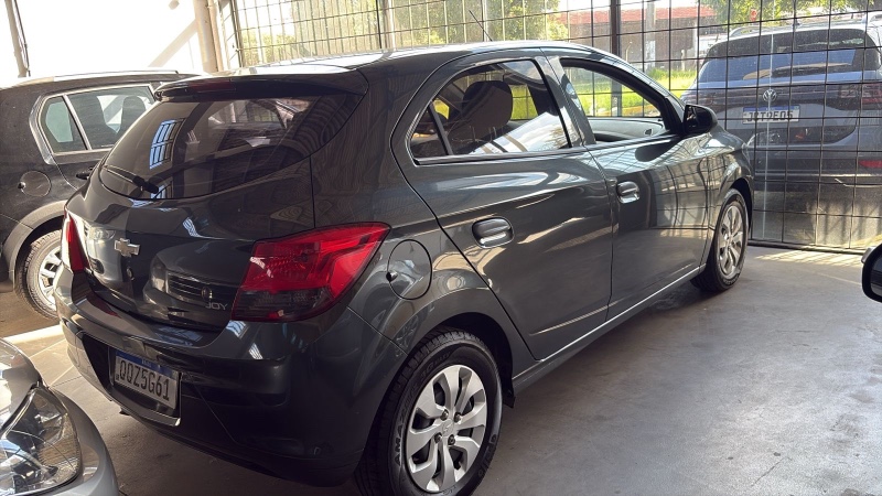 CHEVROLET ONIX HATCH JOY 1.0 8V FLEX 5P MEC. 2019/2019 RICARDINHO AUTOMÓVEIS MONTENEGRO / Carros no Vale CHEVROLET ONIX HATCH JOY 1.0 8V FLEX 5P MEC. 2019/2019 RICARDINHO AUTOMÓVEIS MONTENEGRO / Carros no Vale