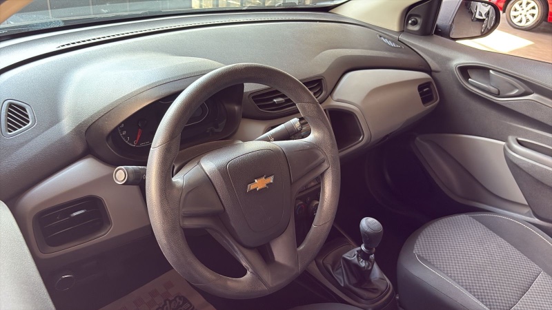 CHEVROLET ONIX HATCH JOY 1.0 8V FLEX 5P MEC. 2019/2019 RICARDINHO AUTOMÓVEIS MONTENEGRO / Carros no Vale CHEVROLET ONIX HATCH JOY 1.0 8V FLEX 5P MEC. 2019/2019 RICARDINHO AUTOMÓVEIS MONTENEGRO / Carros no Vale