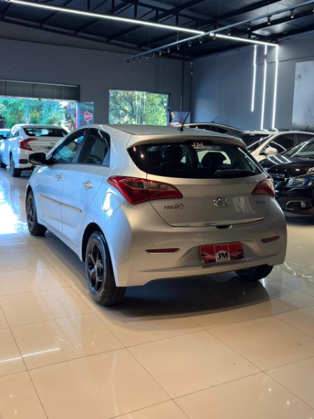 HYUNDAI HB20 1.6 CONFORT 2014/2015 JM AUTOMÓVEIS VENÂNCIO AIRES / Carros no Vale