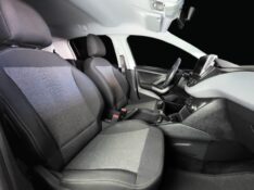 PEUGEOT 208 1.2 ACTIVE PACK 12V FLEX 4P MANUAL 2017/2018 DUARTE VEÍCULOS PORTO ALEGRE / Carros no Vale