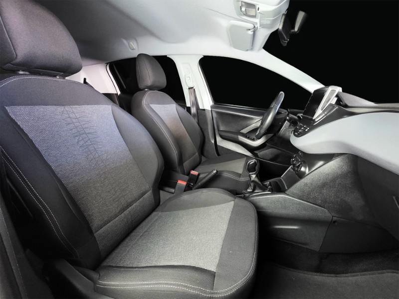 PEUGEOT 208 1.2 ACTIVE PACK 12V FLEX 4P MANUAL 2017/2018 DUARTE VEÍCULOS PORTO ALEGRE / Carros no Vale PEUGEOT 208 1.2 ACTIVE PACK 12V FLEX 4P MANUAL 2017/2018 DUARTE VEÍCULOS PORTO ALEGRE / Carros no Vale