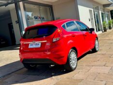 FORD FIESTA TITANIUM 1.6 2015/2016 SÉTIMA VEÍCULOS GUAPORÉ / Carros no Vale