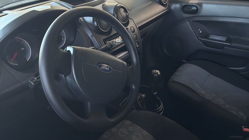 FORD FIESTA 1.0 CLASS HATCH 8V 2013/2014 RICARDINHO AUTOMÓVEIS MONTENEGRO / Carros no Vale