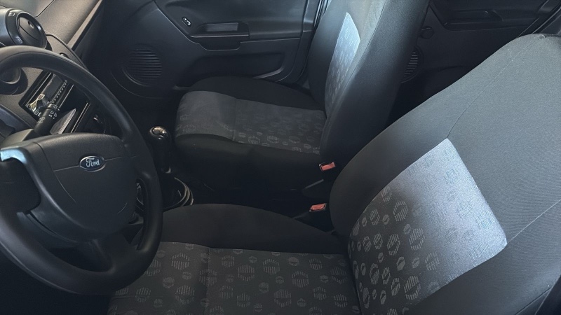 FORD FIESTA 1.0 CLASS HATCH 8V 2013/2014 RICARDINHO AUTOMÓVEIS MONTENEGRO / Carros no Vale