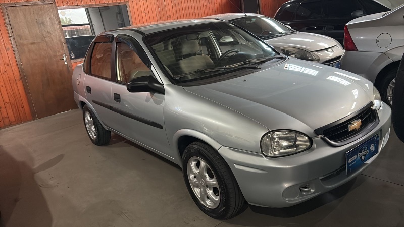 CHEVROLET CLASSIC 1.0 2010/2010 RICARDINHO AUTOMÓVEIS MONTENEGRO / Carros no Vale