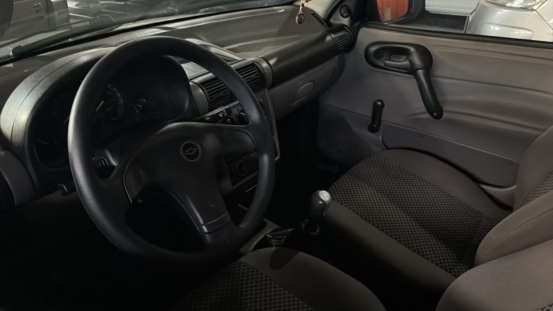 CHEVROLET CLASSIC 1.0 2010/2010 RICARDINHO AUTOMÓVEIS MONTENEGRO / Carros no Vale