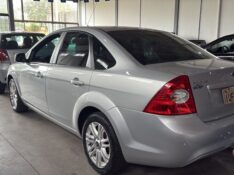 FORD FOCUS 2.0 2012/2013 RICARDINHO AUTOMÓVEIS MONTENEGRO / Carros no Vale