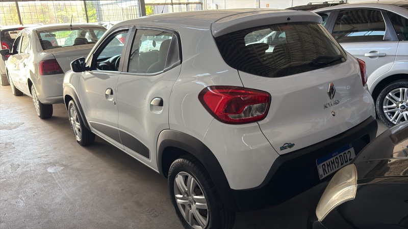 RENAULT KWID ZEN 1.0 FLEX 12V 5P MEC. 2021/2022 RICARDINHO AUTOMÓVEIS MONTENEGRO / Carros no Vale RENAULT KWID ZEN 1.0 FLEX 12V 5P MEC. 2021/2022 RICARDINHO AUTOMÓVEIS MONTENEGRO / Carros no Vale