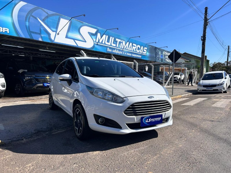 FORD FIESTA SEL 1.6 16V FLEX AUT 5P 2017/2017 LS MULTIMARCAS VENÂNCIO AIRES / Carros no Vale