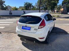 FORD FIESTA SEL 1.6 16V FLEX AUT 5P 2017/2017 LS MULTIMARCAS VENÂNCIO AIRES / Carros no Vale