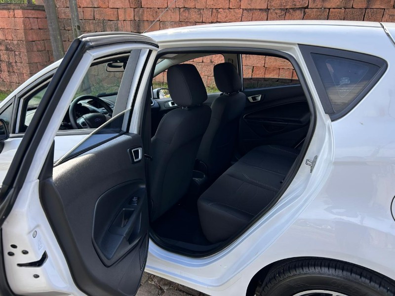 FORD FIESTA SEL 1.6 16V FLEX AUT 5P 2017/2017 LS MULTIMARCAS VENÂNCIO AIRES / Carros no Vale
