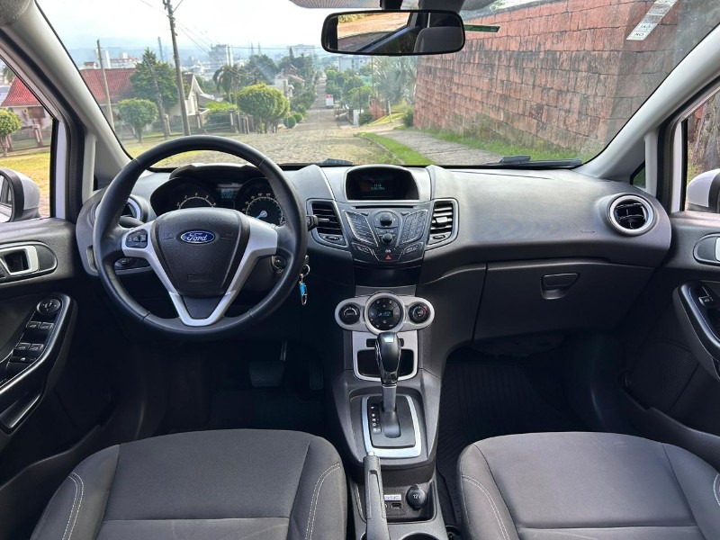 FORD FIESTA SEL 1.6 16V FLEX AUT 5P 2017/2017 LS MULTIMARCAS VENÂNCIO AIRES / Carros no Vale
