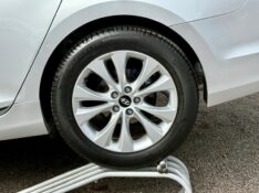 HYUNDAI AZERA 3.0 V6 /2014 AR MULTIMARCAS VENÂNCIO AIRES / Carros no Vale