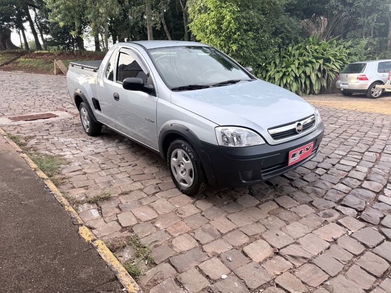 CHEVROLET MONTANA 1.4 MPFI CONQUEST CS 8V FLEX 2P MANUAL 2010/2010 ELY AUTOMÓVEIS LAJEADO / Carros no Vale