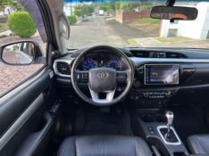 TOYOTA HILUX CD SRV 4X4 2.8 TDI DIESEL AUT. 2016/2016 LS MULTIMARCAS VENÂNCIO AIRES / Carros no Vale