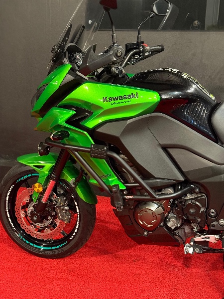KAWASAKI VERSYS 1000 /2017 EXCLUSIVO VEÍCULOS SANTA CRUZ DO SUL / Carros no Vale