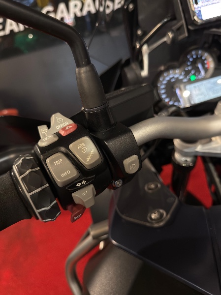 BMW MOTOS R 1200 GS ADVENTURE /2016 EXCLUSIVO VEÍCULOS SANTA CRUZ DO SUL / Carros no Vale