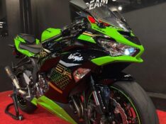 KAWASAKI ZX 6 R 636 /2020 EXCLUSIVO VEÍCULOS SANTA CRUZ DO SUL / Carros no Vale