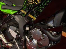 KAWASAKI ZX 6 R 636 /2020 EXCLUSIVO VEÍCULOS SANTA CRUZ DO SUL / Carros no Vale