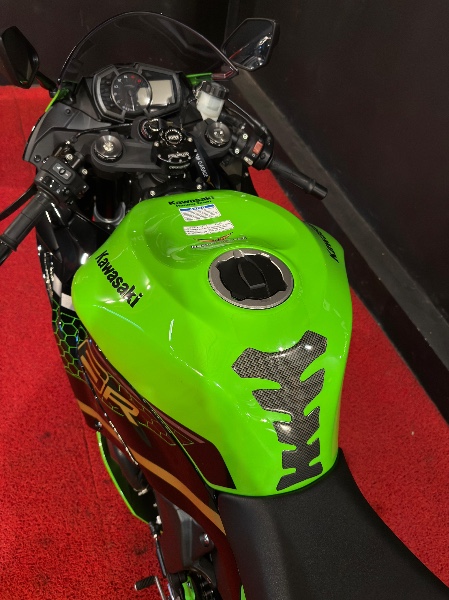 KAWASAKI ZX 6 R 636 /2020 EXCLUSIVO VEÍCULOS SANTA CRUZ DO SUL / Carros no Vale