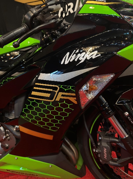 KAWASAKI ZX 6 R 636 /2020 EXCLUSIVO VEÍCULOS SANTA CRUZ DO SUL / Carros no Vale