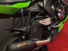 KAWASAKI ZX 6 R 636 /2020 EXCLUSIVO VEÍCULOS SANTA CRUZ DO SUL / Carros no Vale