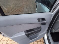 CHEVROLET VECTRA 2.0 ELEGANCE 8V 2006/2006 ALTERNATIVA VEÍCULOS LAJEADO / Carros no Vale