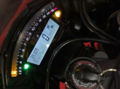 KAWASAKI ZX 10 R NINJA /2014 EXCLUSIVO VEÍCULOS SANTA CRUZ DO SUL / Carros no Vale