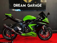 KAWASAKI ZX 6 R 636 /2013 EXCLUSIVO VEÍCULOS SANTA CRUZ DO SUL / Carros no Vale